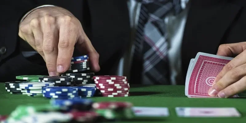 Đặc điểm của game đánh bài cởi quần áo