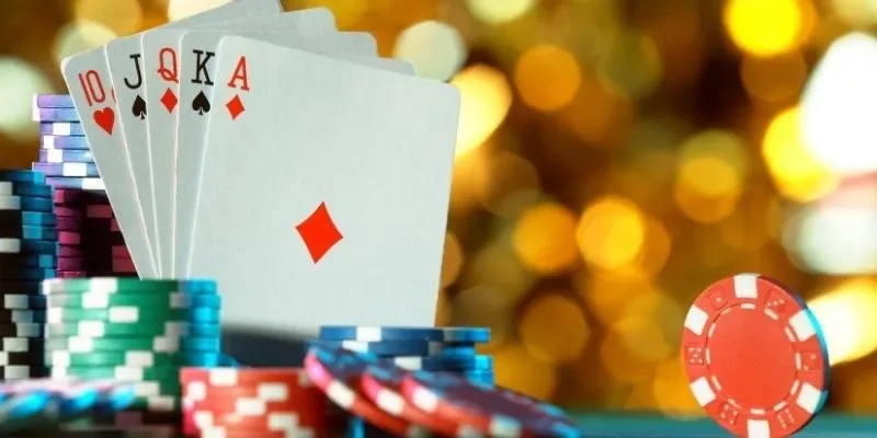 Game đánh bài cởi quần áo là gì?